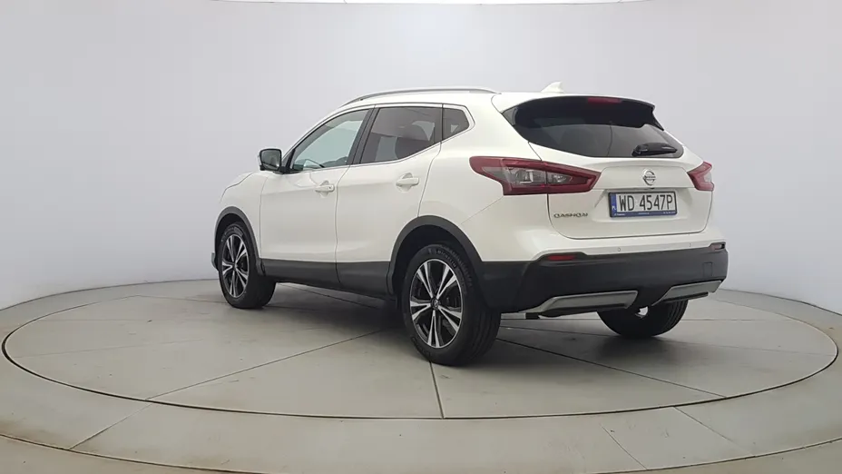 NISSAN Qashqai Qashqai 1.3 DIG-T N-Connecta DCT
