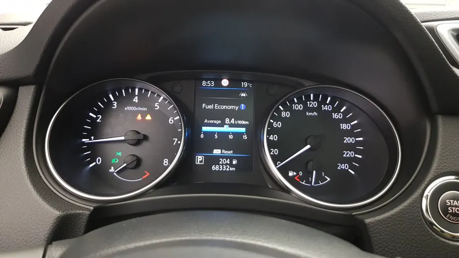 NISSAN Qashqai Qashqai 1.3 DIG-T N-Connecta DCT