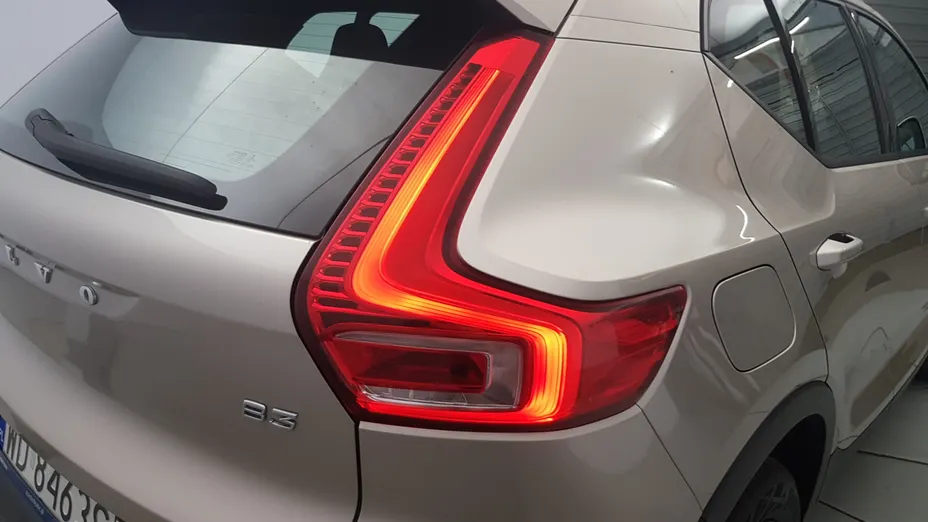 VOLVO XC40 XC40 B3 Core aut