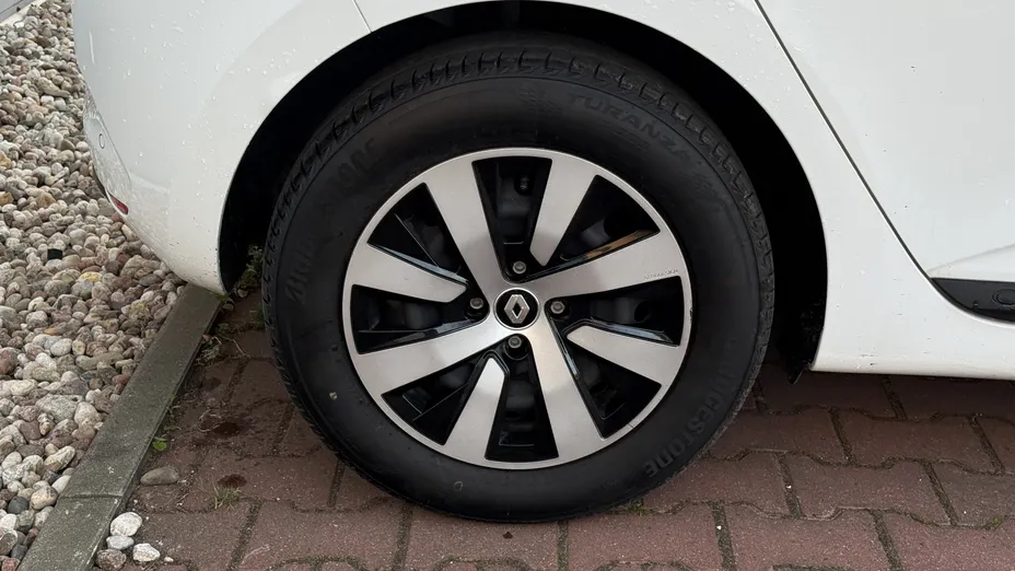 RENAULT Clio Clio 1.0 TCe Equilibre