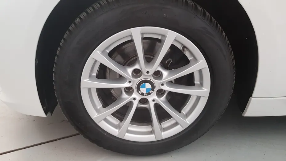 BMW Seria 3 318i GPF Advantage aut