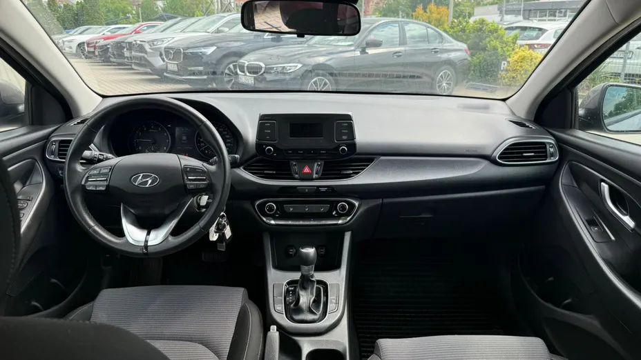 HYUNDAI i30 i30 1.0 T-GDI Classic + DCT