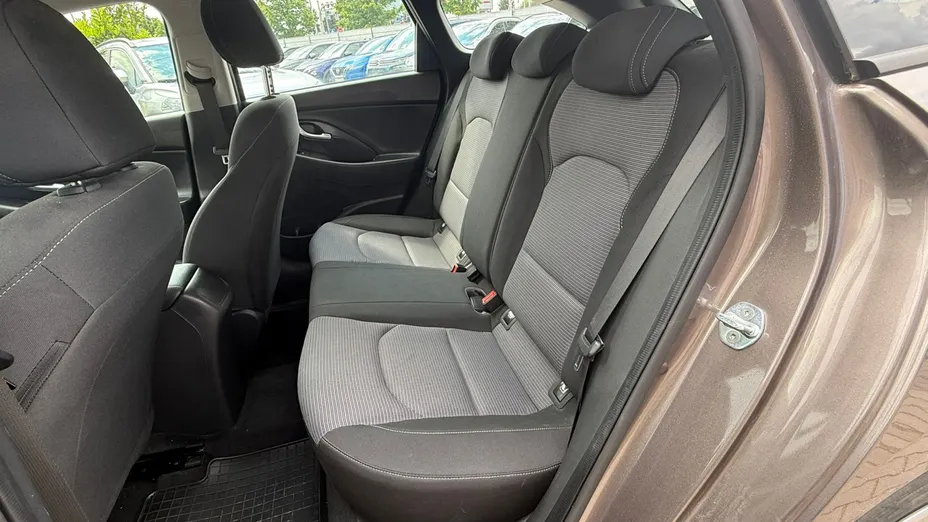 HYUNDAI i30 i30 1.0 T-GDI Classic + DCT