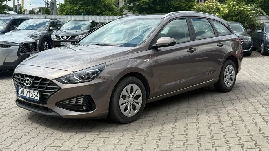 HYUNDAI i30 i30 1.0 T-GDI Classic + DCT