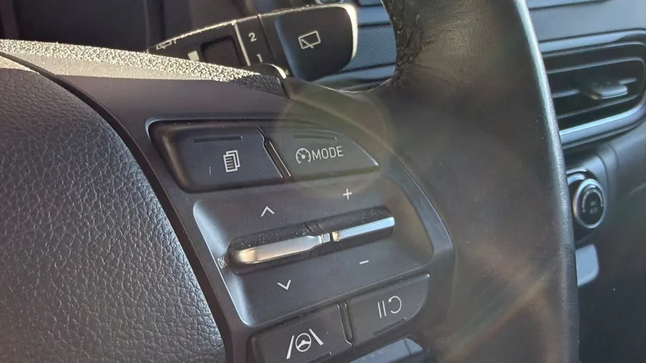 HYUNDAI Kona Kona 1.6 T-GDI Smart DCT