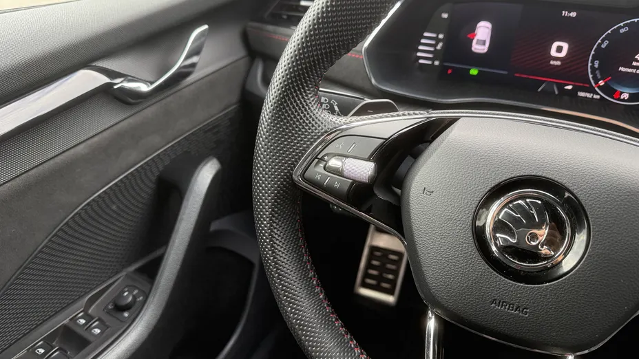 SKODA Octavia Octavia 2.0 TSI RS DSG