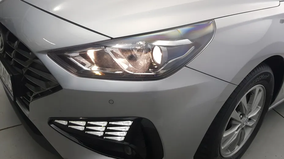 HYUNDAI i30 i30 1.0 T-GDI Modern