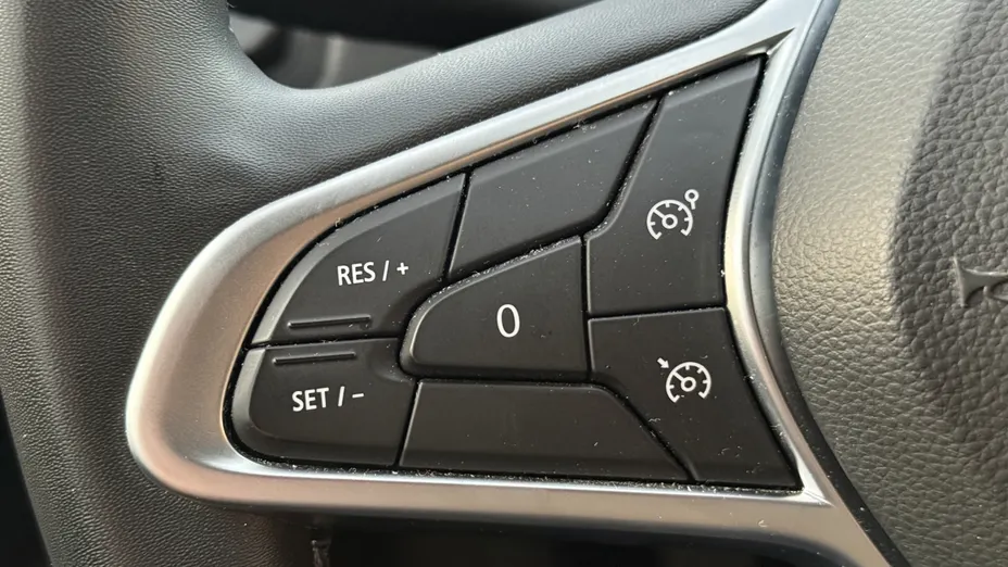 RENAULT Clio Clio 1.0 TCe Equilibre