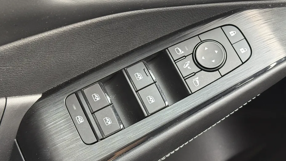 NISSAN Qashqai Qashqai 1.3 DIG-T mHEV N-Connecta Xtronic
