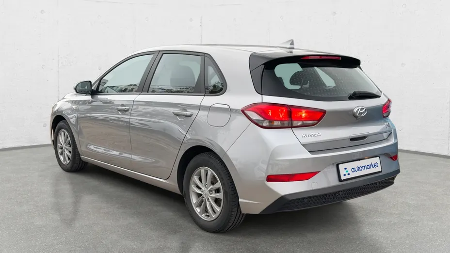 HYUNDAI i30 i30 1.5 DPI Classic +
