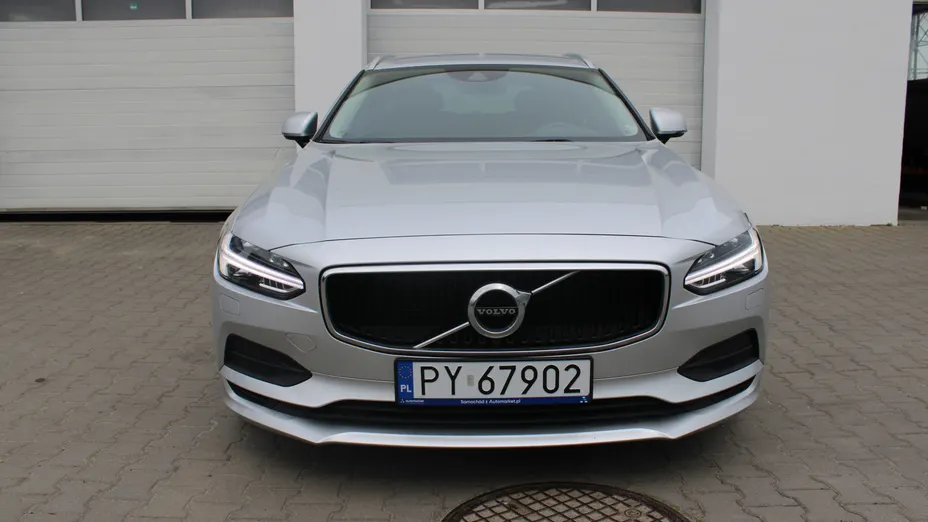 VOLVO V90 V90 D3 Momentum aut