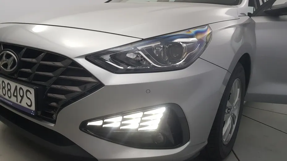 HYUNDAI i30 i30 1.0 T-GDI Modern