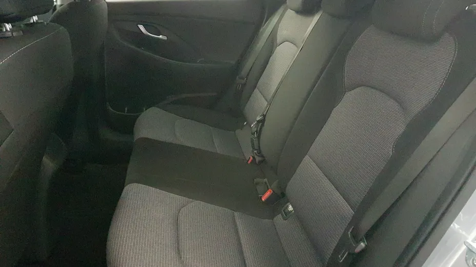 HYUNDAI i30 i30 1.0 T-GDI Modern