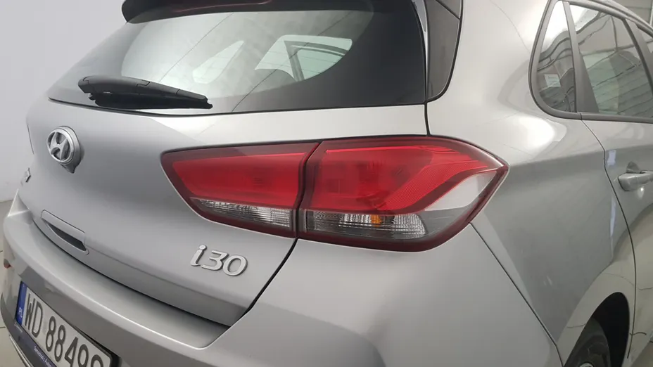 HYUNDAI i30 i30 1.0 T-GDI Modern