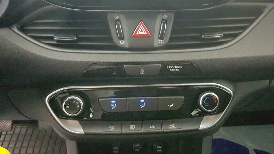 HYUNDAI i30 i30 1.0 T-GDI Modern