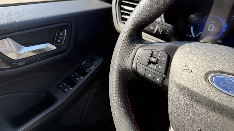 FORD Kuga Kuga 1.5 EcoBoost FWD ST-Line