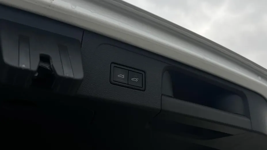 VOLKSWAGEN Passat Passat 2.0 TDI 4Mot. R-Line Edition DSG