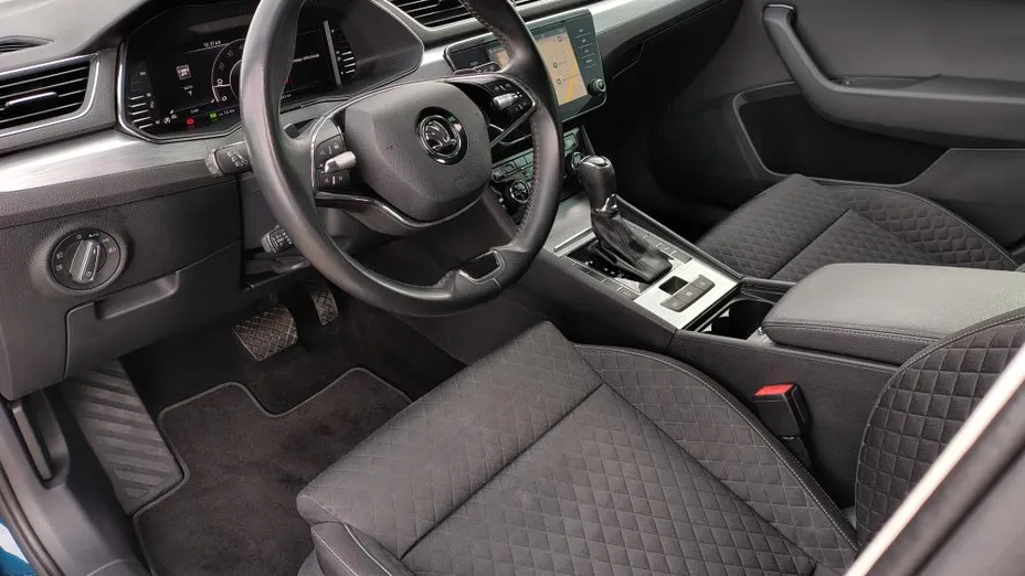 SKODA Superb Superb 2.0 TDI SCR Ambition DSG