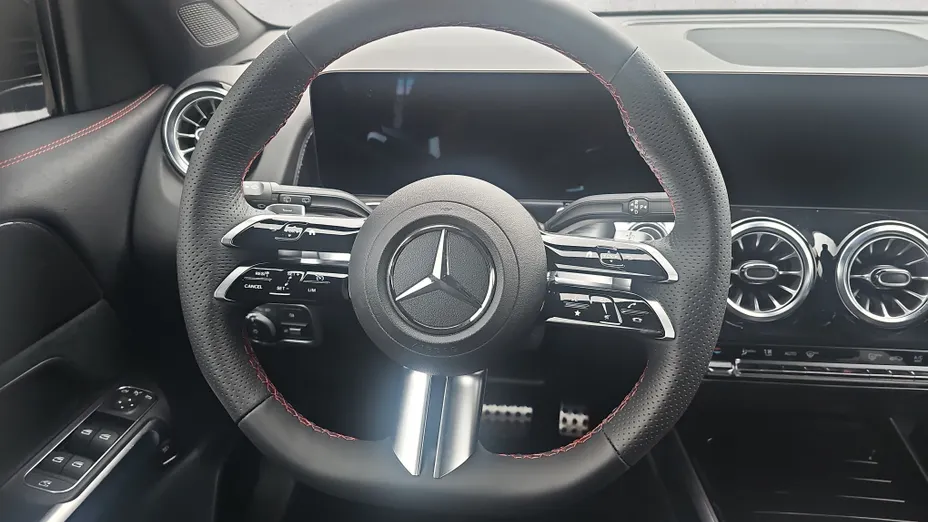 MERCEDES-BENZ GLB GLB 200 d 4-Matic AMG Line 8G-DCT Nowy