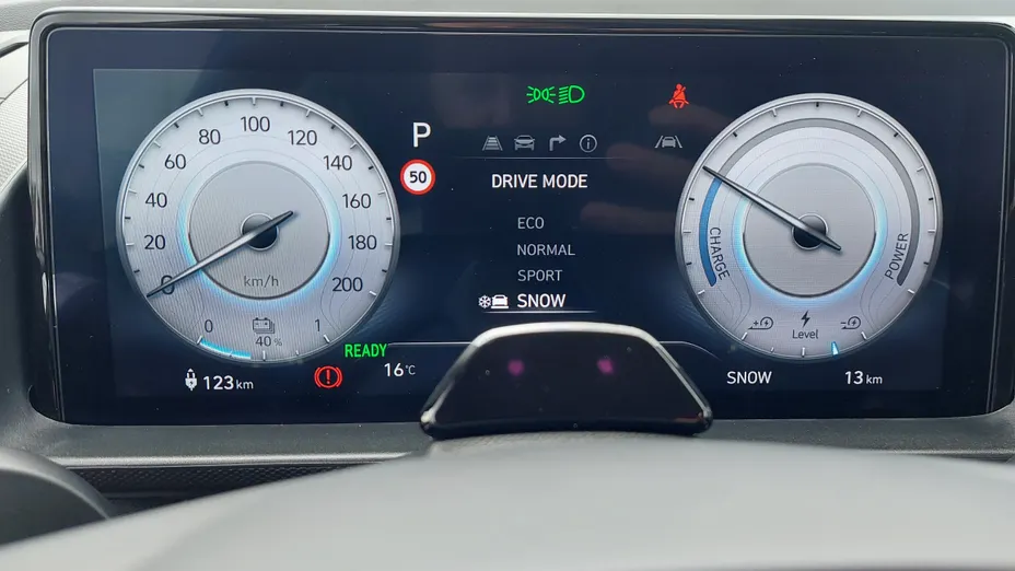 HYUNDAI Inster Inster 49kWh Smart Nowy