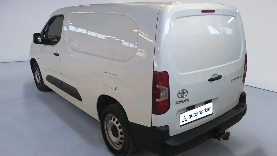 TOYOTA Proace City Proace City 1.5 D-4D Long 2,4t Active
