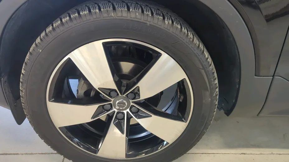 VOLVO XC40 XC40 T3 Momentum Pro aut