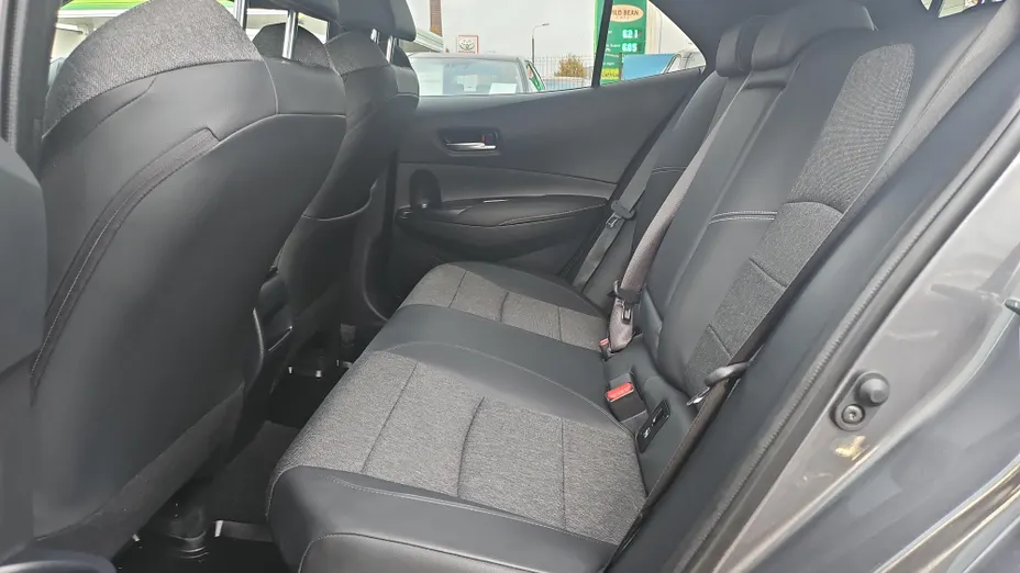 TOYOTA Corolla Corolla 1.8 Hybrid Style