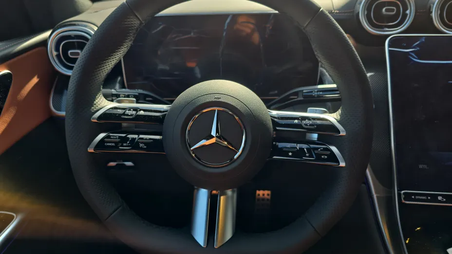 MERCEDES-BENZ GLC GLC 200 mHEV 4-Matic AMG Line Nowy