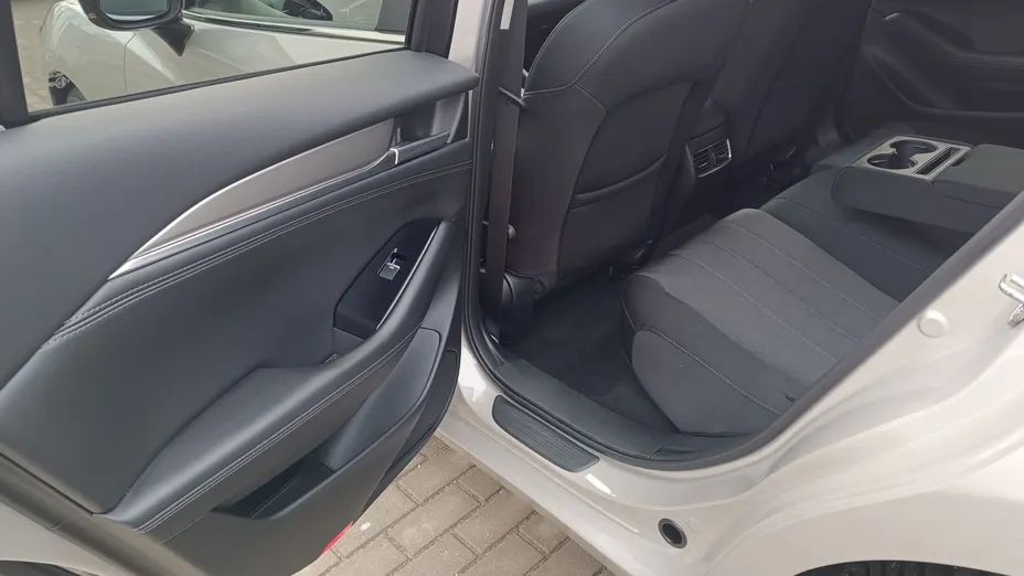 MAZDA 6 6 2.0 Center-Line aut