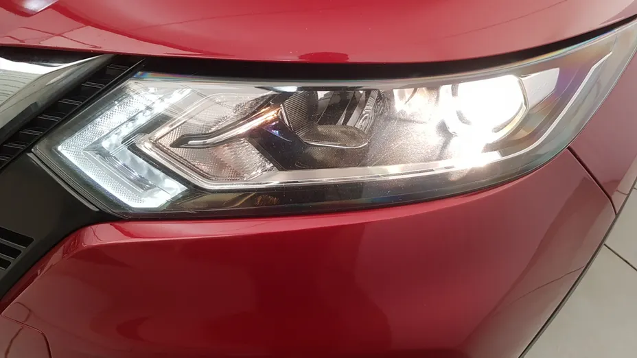NISSAN Qashqai Qashqai 1.2 DIG-T Acenta