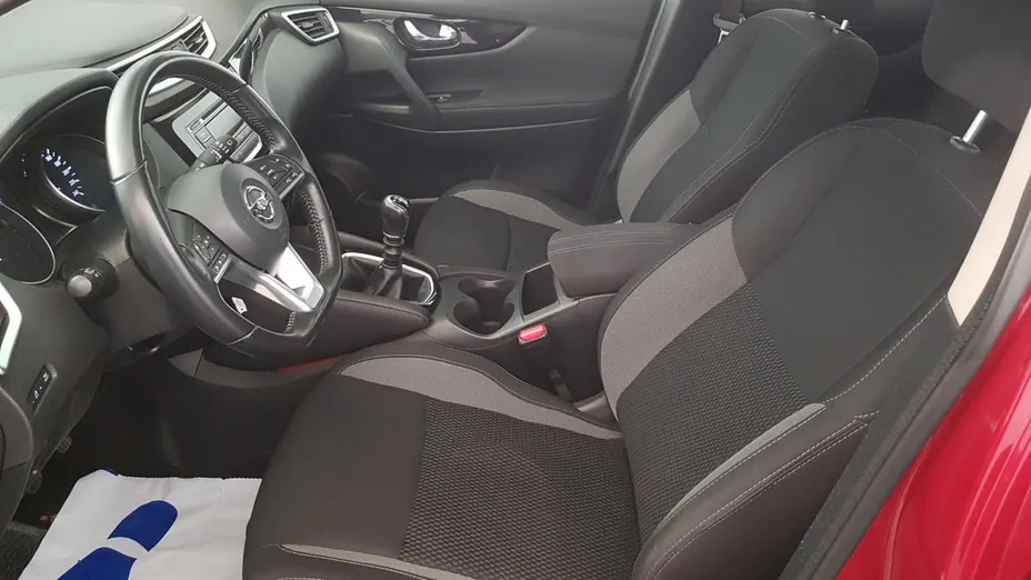 NISSAN Qashqai Qashqai 1.2 DIG-T Acenta