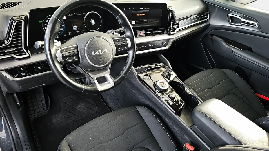 KIA Sportage Sportage 1.6 T-GDI HEV Business Line 4WD aut