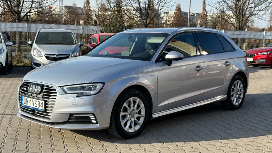 AUDI A3 A3 1.4 TFSI e-tron S tronic