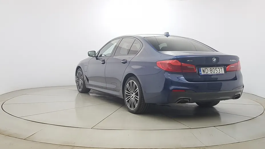BMW Seria 5 530e iPerformance xDrive M Sport sport-aut