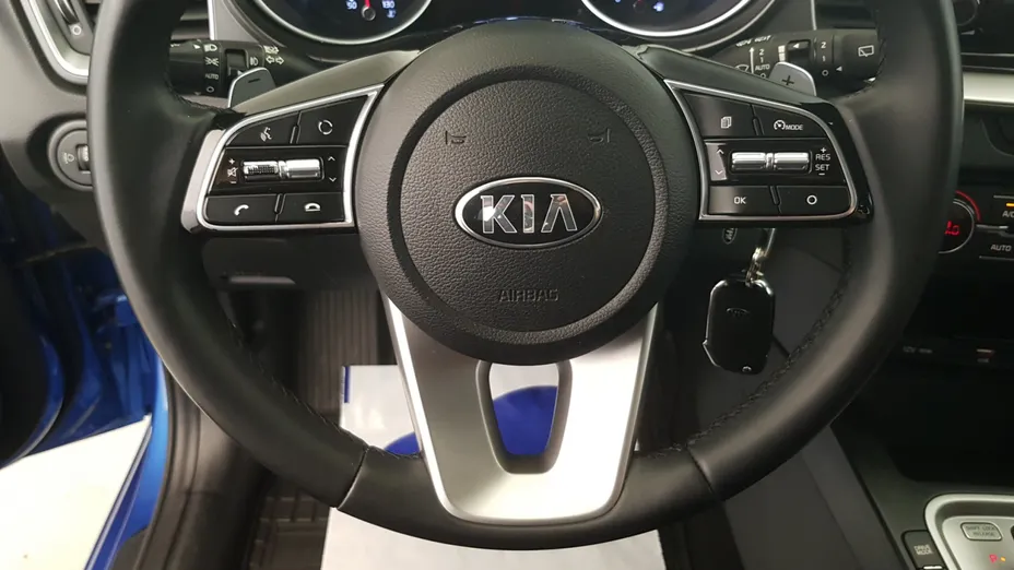 KIA Cee'd Ceed 1.6 CRDi mHEV M DCT