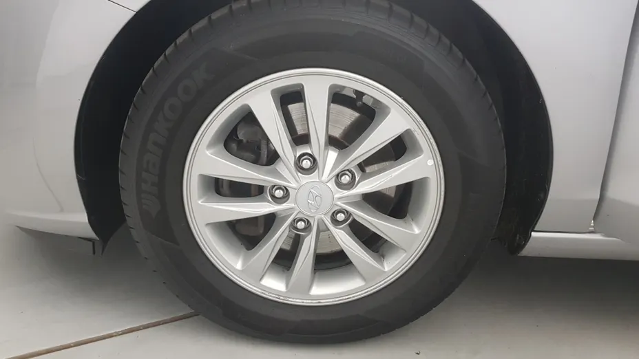 HYUNDAI i30 i30 1.0 T-GDI Modern