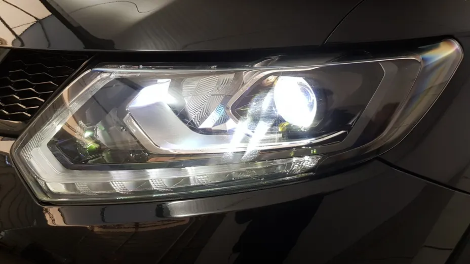NISSAN X-Trail X-Trail 2.0 dCi Tekna Xtronic 4WD