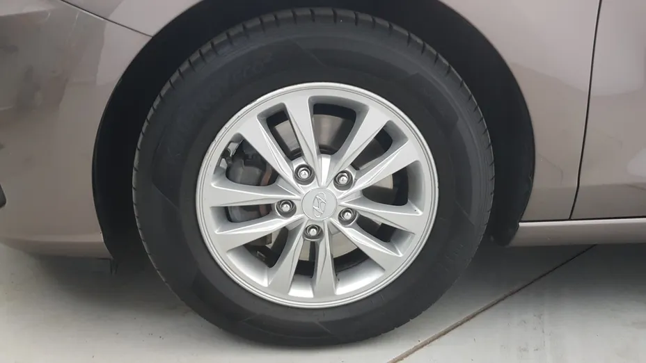 HYUNDAI i30 i30 1.0 T-GDI Modern