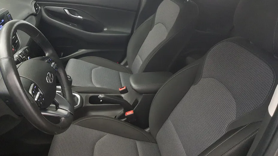 HYUNDAI i30 i30 1.0 T-GDI Modern