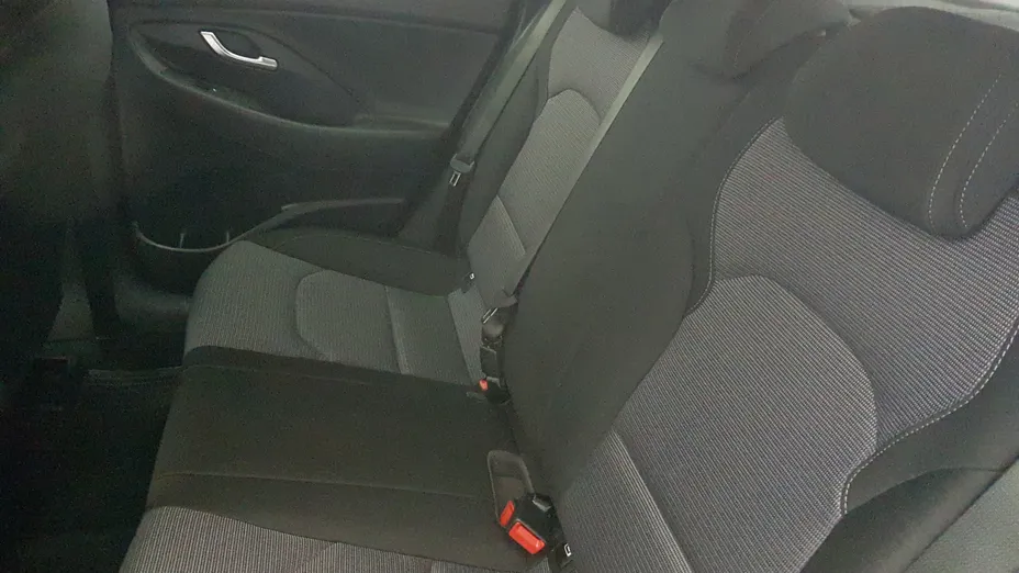 HYUNDAI i30 i30 1.0 T-GDI Modern