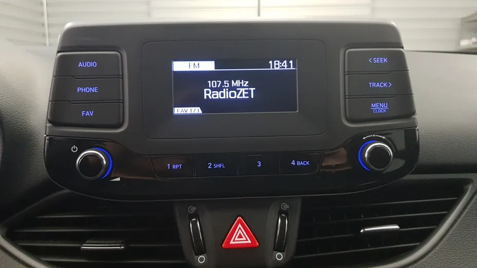 HYUNDAI i30 i30 1.0 T-GDI Modern