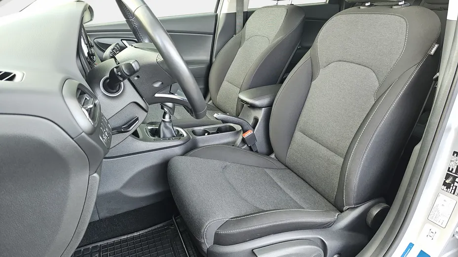 HYUNDAI i30 i30 1.5 DPI Smart