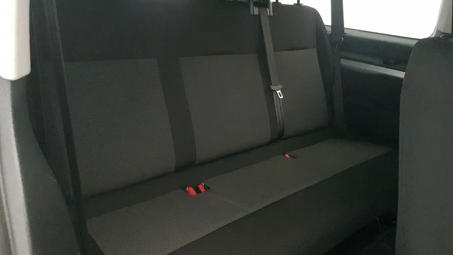 TOYOTA Proace Proace Kombi 2.0 D-4D Long 2,8t