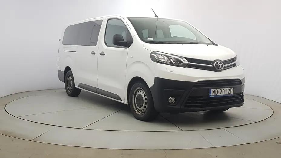 TOYOTA Proace Proace Kombi 2.0 D-4D Long 2,8t