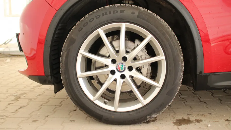 ALFA ROMEO Stelvio Stelvio 2.0 Turbo Q4 aut
