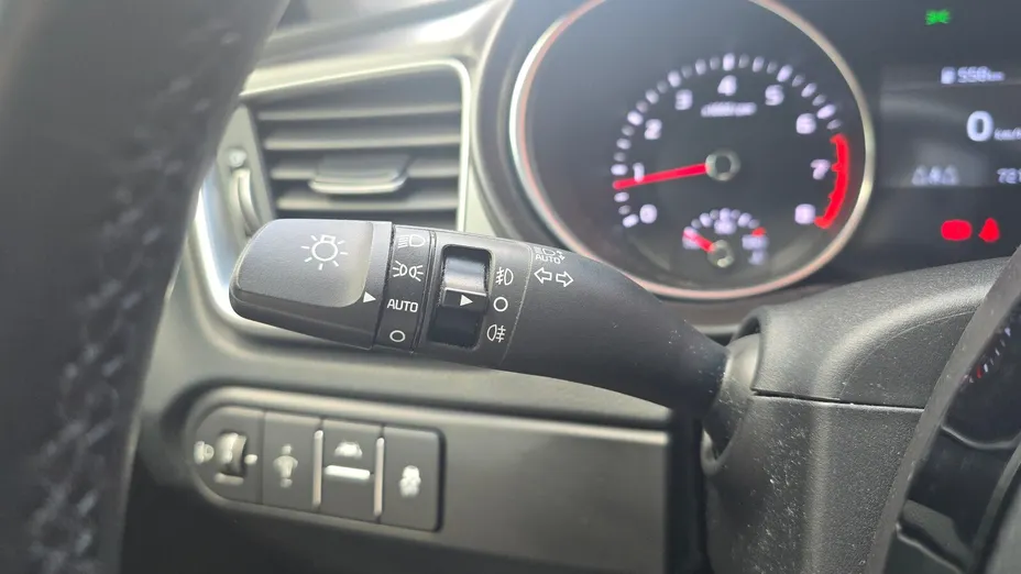 KIA Cee'd Ceed 1.4 T-GDI M