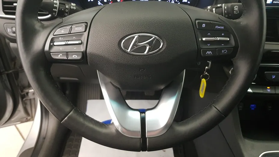 HYUNDAI i30 i30 1.0 T-GDI Modern