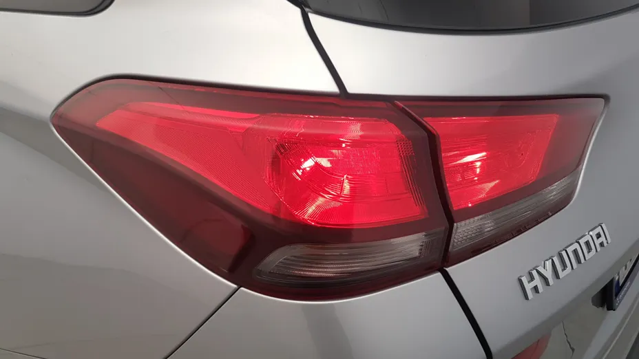 HYUNDAI i30 i30 1.0 T-GDI Modern