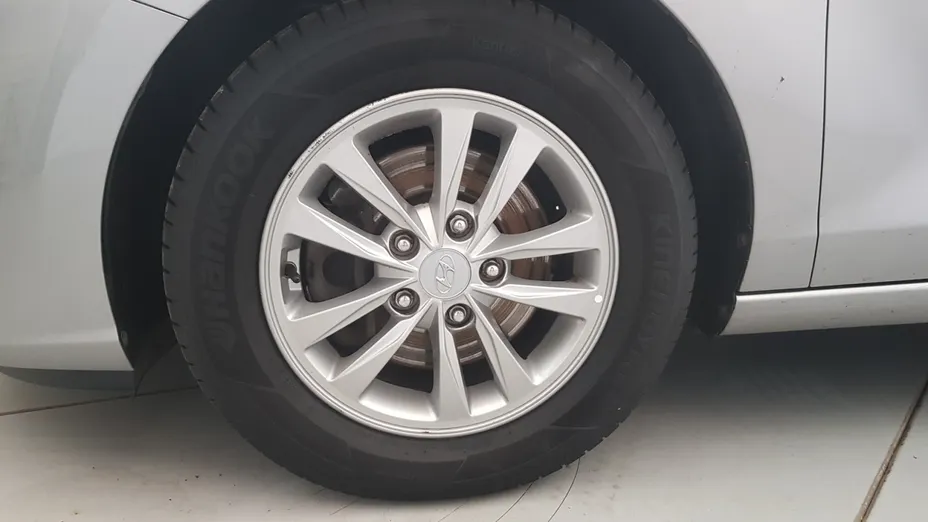 HYUNDAI i30 i30 1.0 T-GDI Modern