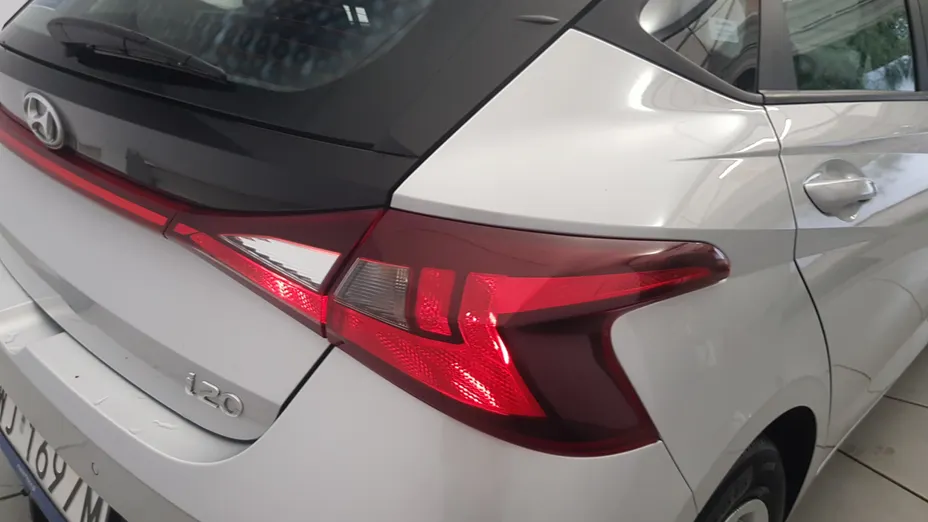 HYUNDAI i20 i20 1.2 Pure